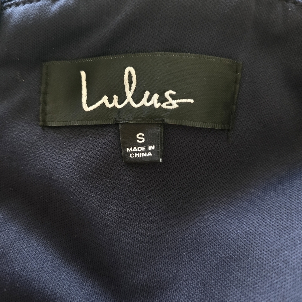 🔥Lulu's Leandra Navy Blue Lace Maxi Dress, Size S - Picture 9 of 10